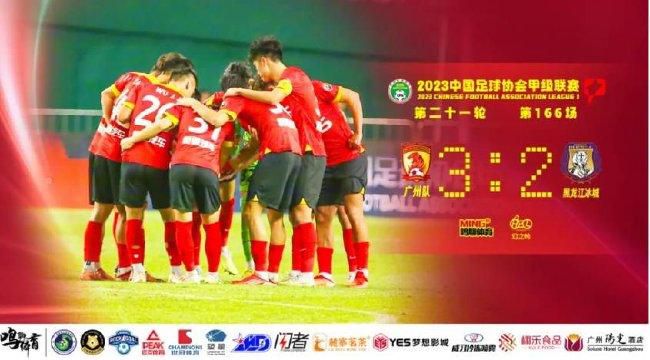 TA：切尔西冬窗无法召回卢卡库，球员租借合同中无相应条款据The Athletic消息，切尔西在将卢卡库外租至罗马的合同中，没有设置召回球员的条款。